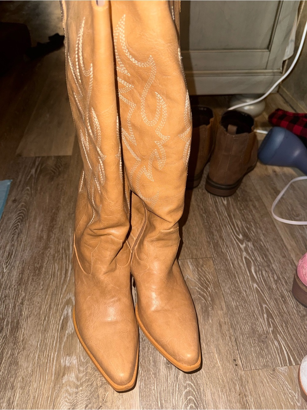 Tall Women's Western Knee-High Boot in Tan